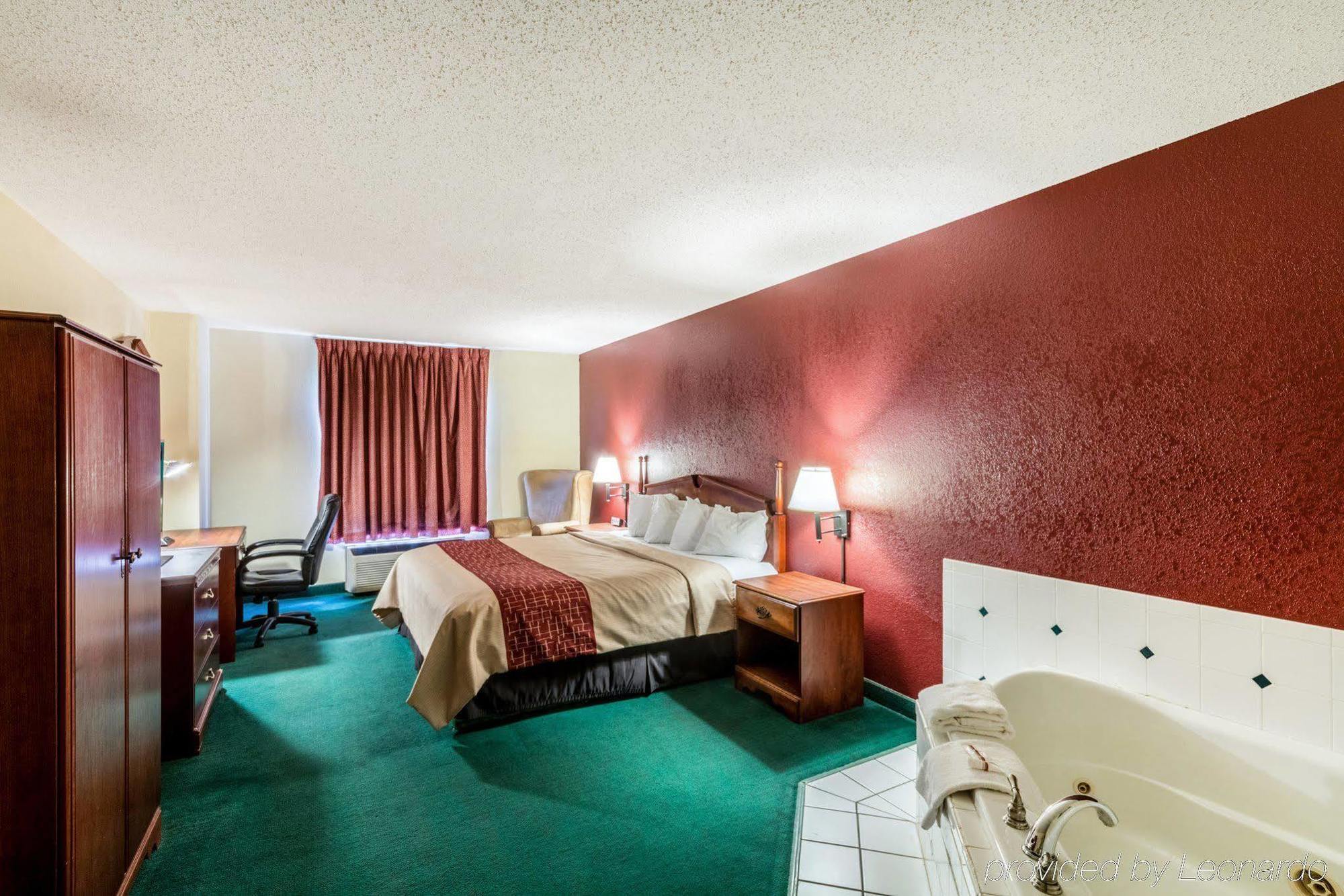 Red Roof Inn Morehead Eksteriør billede